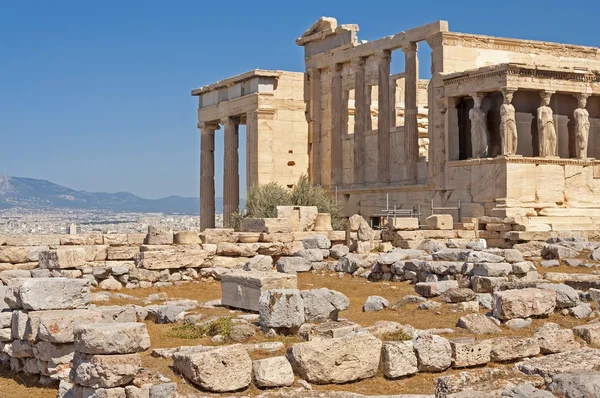 Erechtheum um dos temples principais de Atenas antiga . — Fotografia de Stock