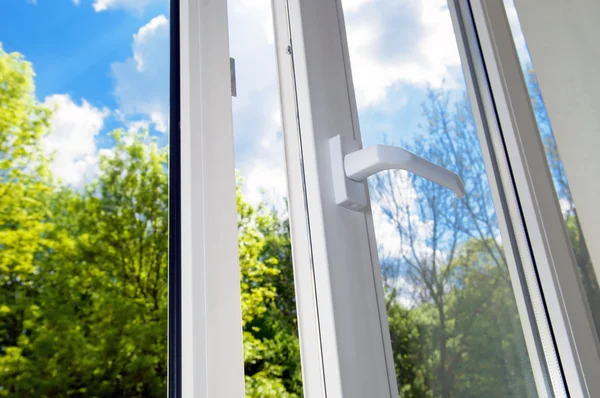 Plastik vinil pencere