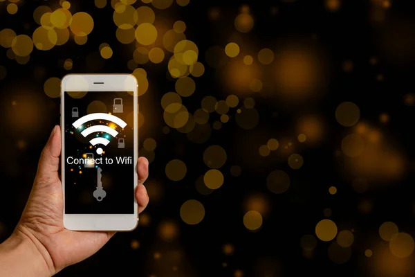 Uomo Possesso Uno Smartphone Connessione Wifi Utilizzando Line Wifi Mobile — Foto Stock