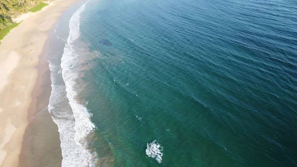 Luftaufnahme Eines Smaragdgrünen Meeres Und Großer Schäumender Wellen Indischer Ozean — Stockfoto