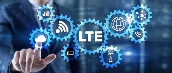 Koncept mobilní a telekomunikační technologie LTE na virtuální obrazovce — Stock fotografie