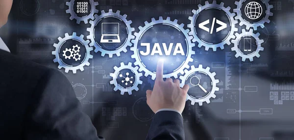 Geschäftsmann schreibt virtuellen Bildschirm: Java-Technologie, Internet, Business und Marketing — Stockfoto