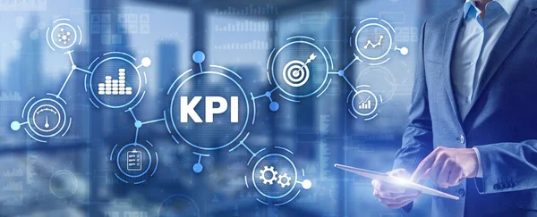 KPI Indicador de rendimiento clave Concepto de tecnología de Internet de negocios en pantalla virtual — Foto de Stock