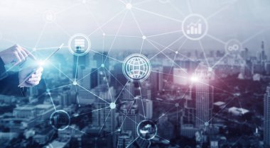 Haberleşme projesi. Ofis çalışanlarının arkaplanlarındaki grafikler.