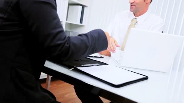 Hispanic Personal Assistant with Office Manager — Stock Video