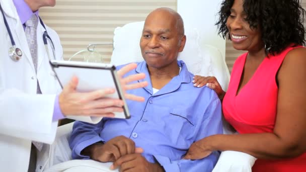 Wireless Tablet Recording Patient Treatment Plan — Stock Video