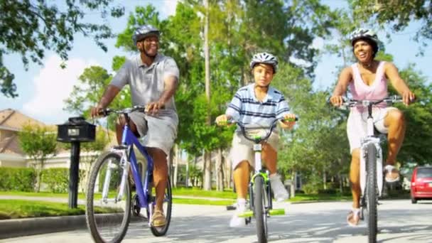 家族自転車フィットネス — ストック動画