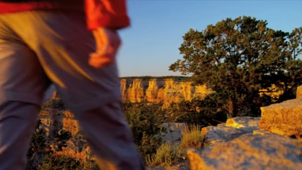 Female hiker ends her adventure — Stock Video