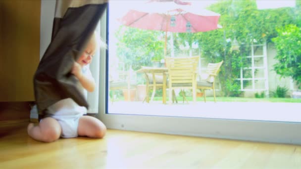 Azul Olhos Bebê Rindo Jogando — Vídeo de Stock