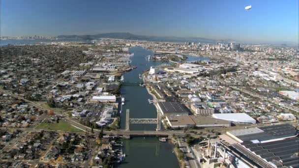 Luchtfoto van de haven van oakland — Stockvideo