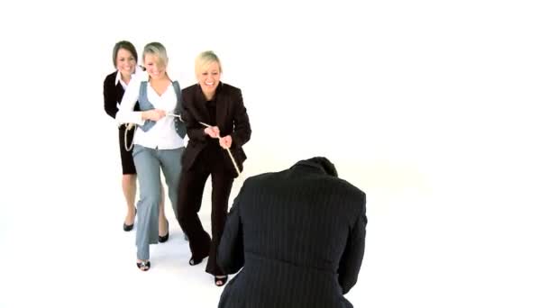 Tug of war between male and female business — Stock Video