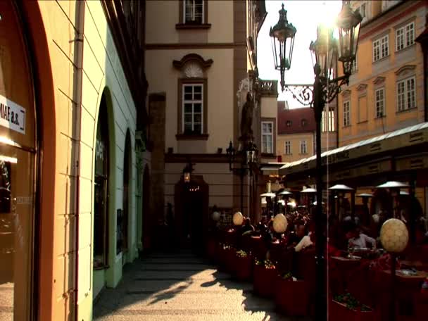 Plaza antigua en la ciudad de Praga — Vídeos de Stock