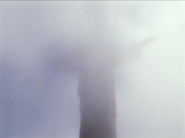 Statue of Christ on Sugar Loaf mountain — Stock Video