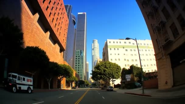 Точки зору з риб'ячий очей водіння в downtown La — стокове відео