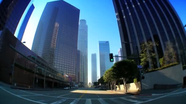观点与鱼眼在洛杉矶市中心开车 — 图库视频影像