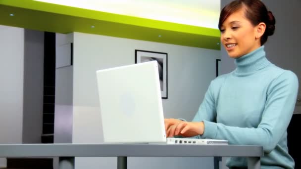 Young western oriental businesswoman working with laptop computer — Stock Video