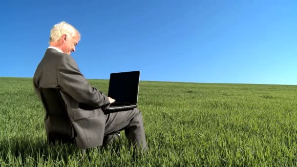 Concept shot of city businessman using modern technology in an environmental office — Stock Video