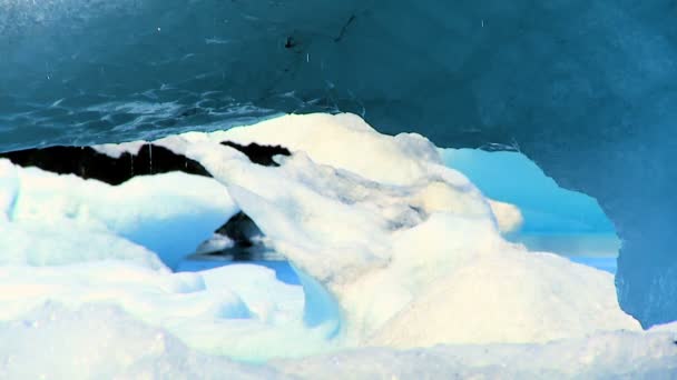 Glacial iceberg slowly melting into the lake through global warming — Stock Video