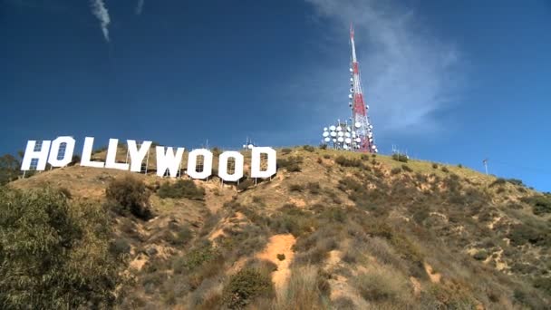 Hollywood teken op l.a. heuvel — Stockvideo
