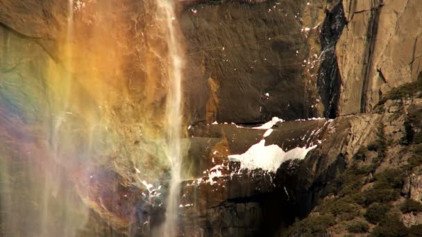 瀑布彩虹的颜色 — 图库视频影像