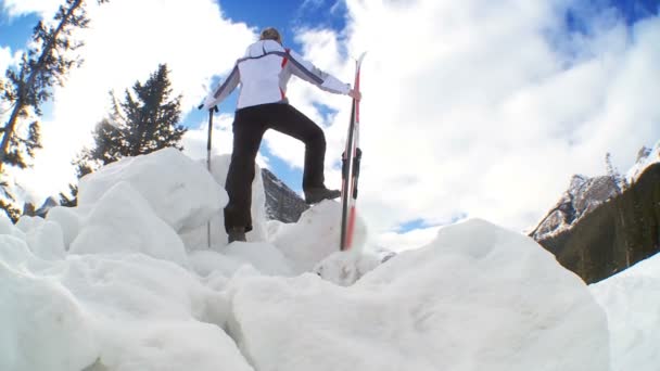 Zimą na nartach sukces — Wideo stockowe