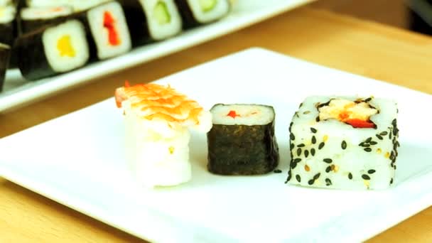 Sushi giapponese sano — Video Stock