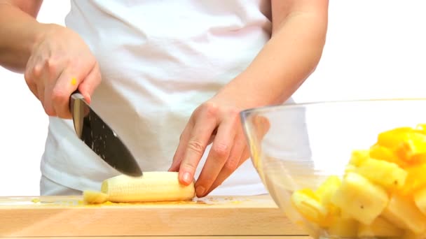 Préparation de salade de fruits — Video