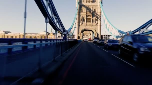 Πρώτο πρόσωπο Πύργος γέφυρα Λονδίνο否决权塔桥伦敦 — 图库视频影像