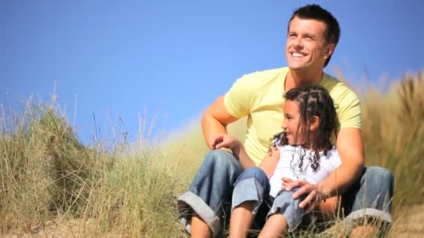 Padre e figlia tempo insieme — Video Stock