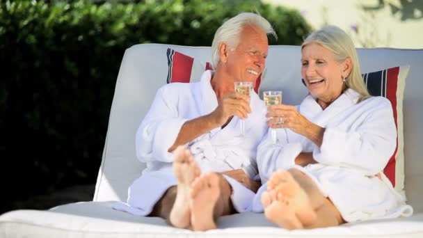 Mature Couple Relaxing at a Health Spa — Stock Video