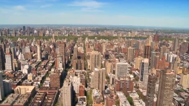 Yukarı Doğu Yakası ve central park, manhattan, ny, ABD havadan görünümü — Stok video