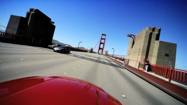 角度的驾驶金门大桥 — 图库视频影像
