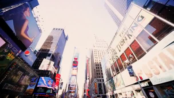 Úhel pohledu v times square manhattan, new york, Severní Amerika, usa — Stock video