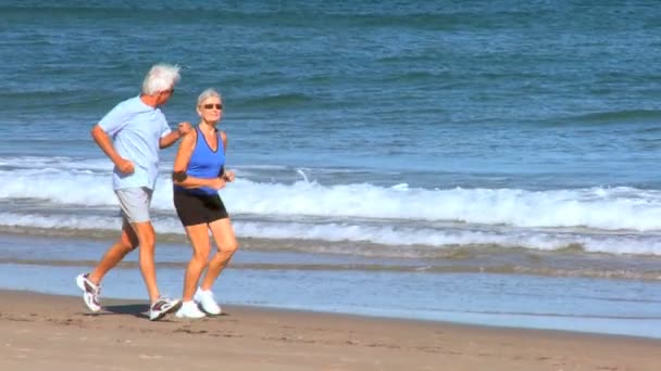 Montaggio dello stile di vita sano della coppia anziana — Video Stock