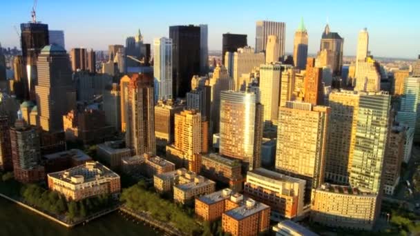 Veduta aerea del distretto finanziario, Manhattan e Harbor, New York, Stati Uniti — Video Stock