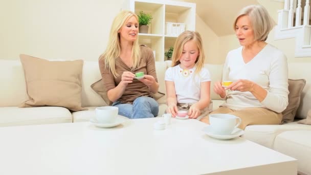 Famiglia Generazioni Tea Party — Video Stock