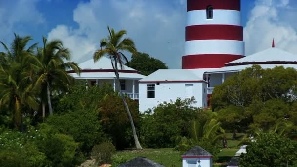 Farol da ilha tropical — Vídeo de Stock