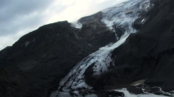 AerialView of a Massive Ice Cier, Исландия — стоковое видео