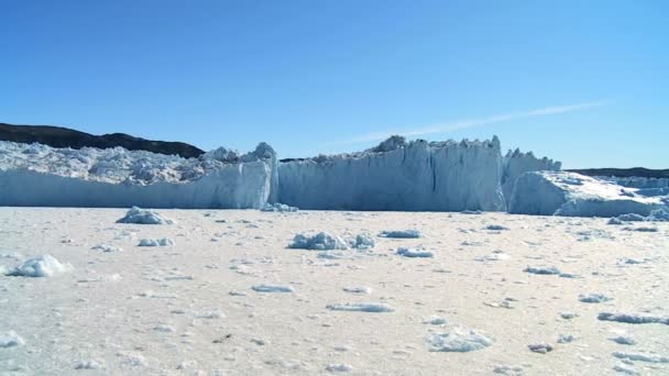 Glaciares árticos y mar congelado — Vídeos de Stock