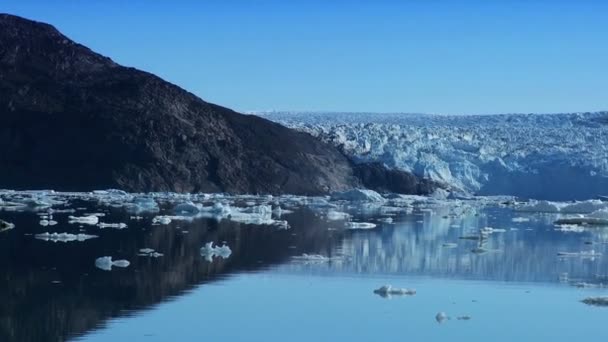 Большой ледник Диско Бей, Гренландия — стоковое видео