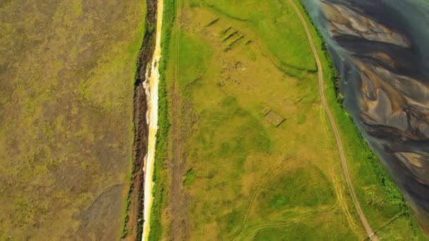 Vista aérea de las aguas ricas en minerales, Islandia — Vídeos de Stock