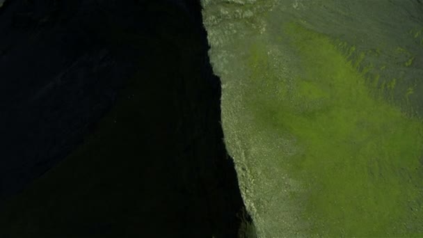 Luchtfoto van rgged vulkanische ruggen, IJsland — Stockvideo