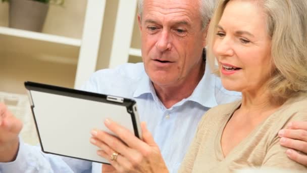 Mature Couple Enjoying Wireless Tablet Technology — Stock Video