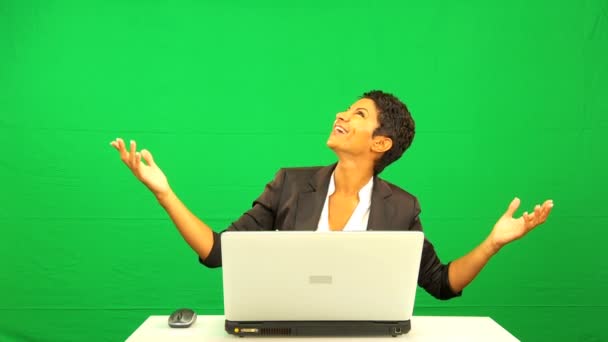 Ethnic Businesswoman Virtual Business Environment Success — Stock Video