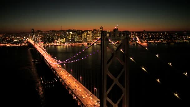Naplemente madártávlati képe az Oakland Bay bridge, Amerikai Egyesült Államok — Stock videók