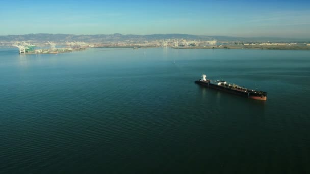 Vista aérea de um super petroleiro, EUA — Vídeo de Stock