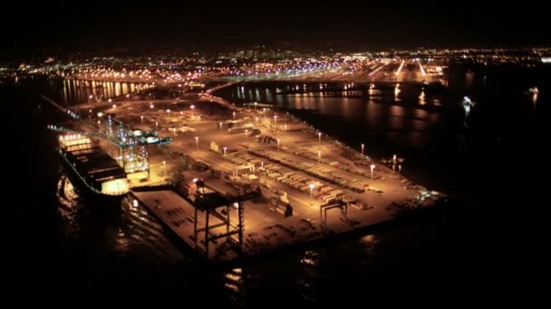 Luchtfoto nacht uitzicht op de haven van oakland, san francisco bay, usa — Stockvideo