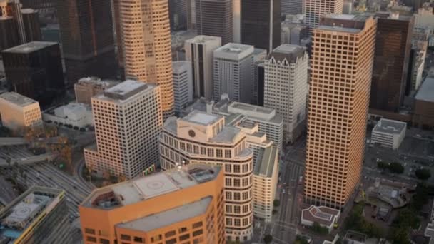 Вид с крыши вертолетных площадок, Лос-Анджелес, США — стоковое видео