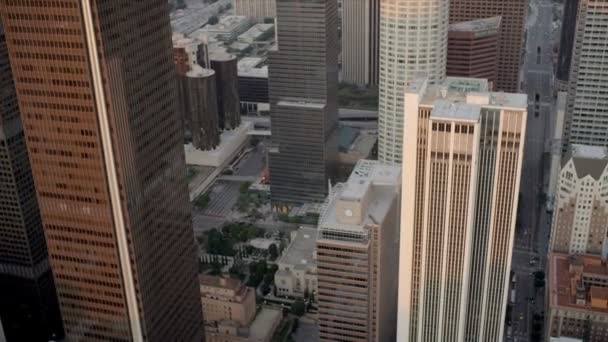 Vista aérea de edificios de la ciudad Los — Vídeos de Stock