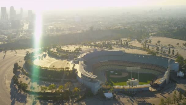 Dodgers Stadyumu los angeles, ABD havadan görünümü — Stok video